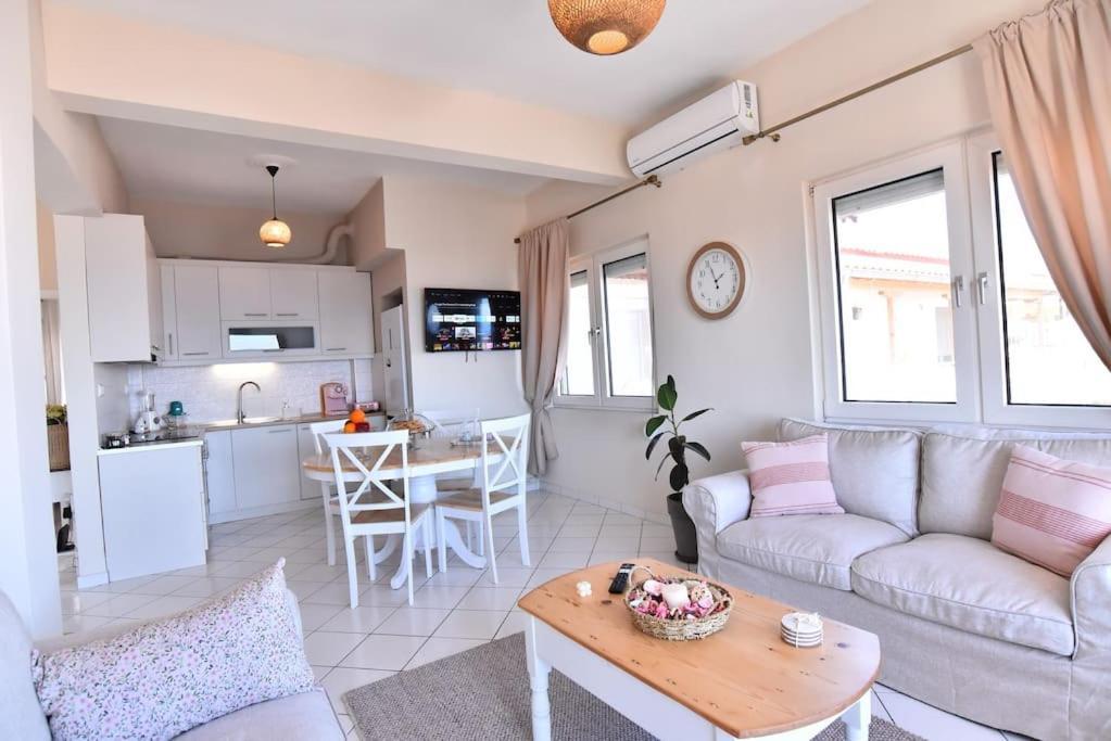 Blue Memories Apartment Kavala Exterior photo